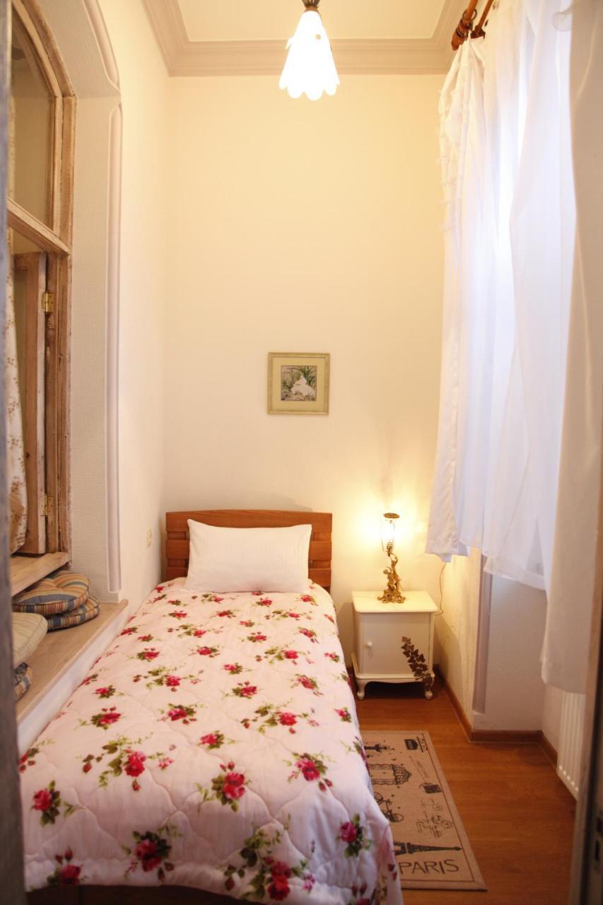 Art House Petunia Lejlighed Tbilisi Eksteriør billede